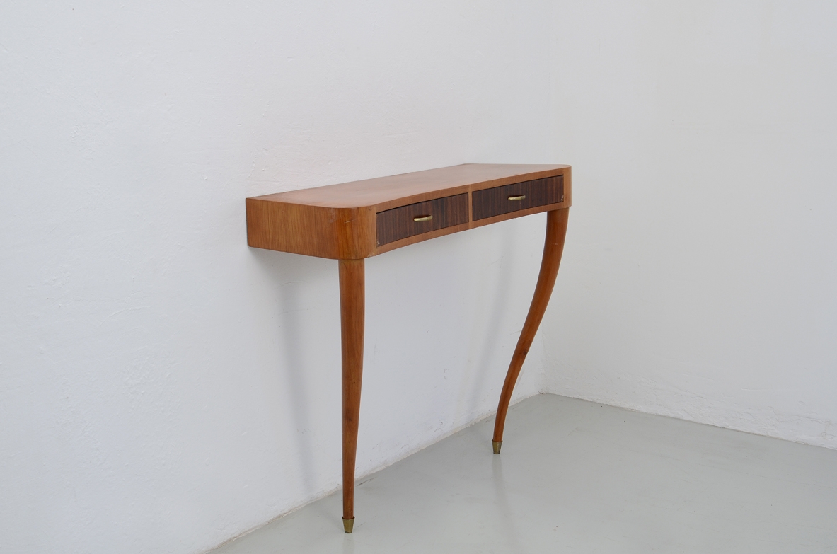 Italian 1950's console table in cherry wood with two drawers in macassar wood.