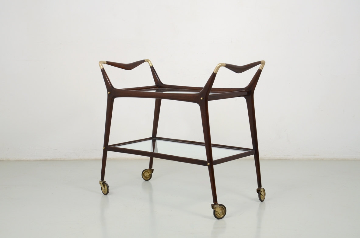 Ico Parisi, elegant 1950's trolley in mahogany with refined brass details.