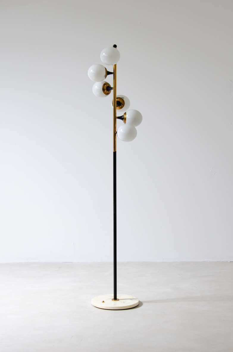 Stilux Milano, floor lamp with metal and brass stem, six opaline glass sphere lights and marble base.  Stilux Milan, 1960s.