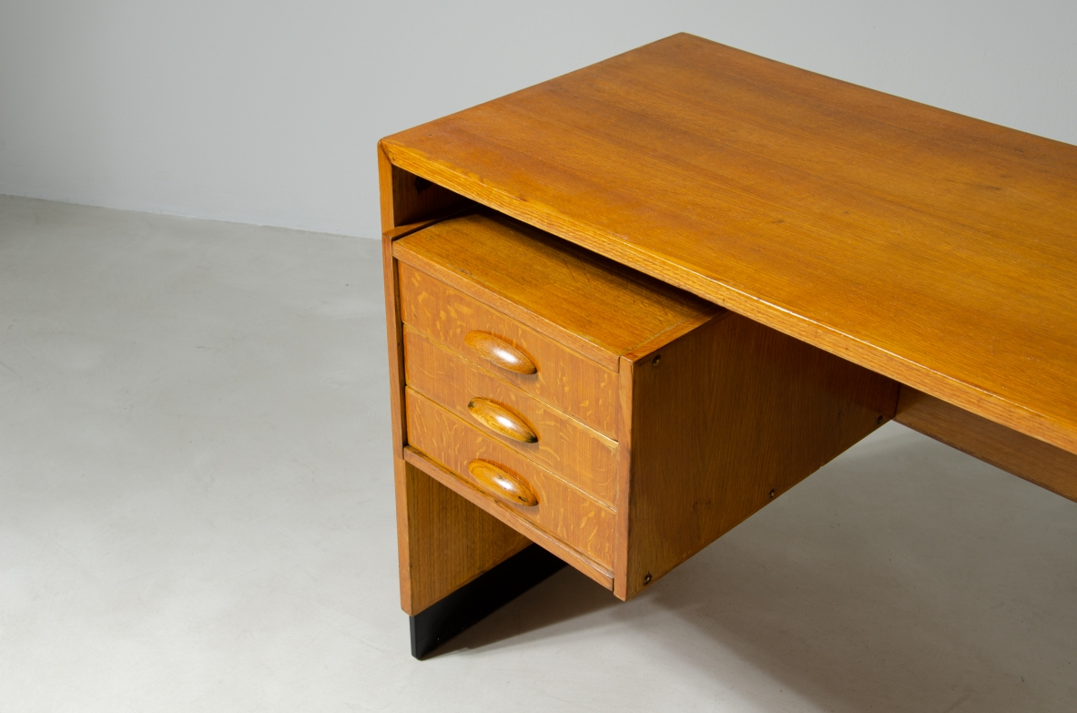 Small Desk in light oak with drawers, Italy 1940's.