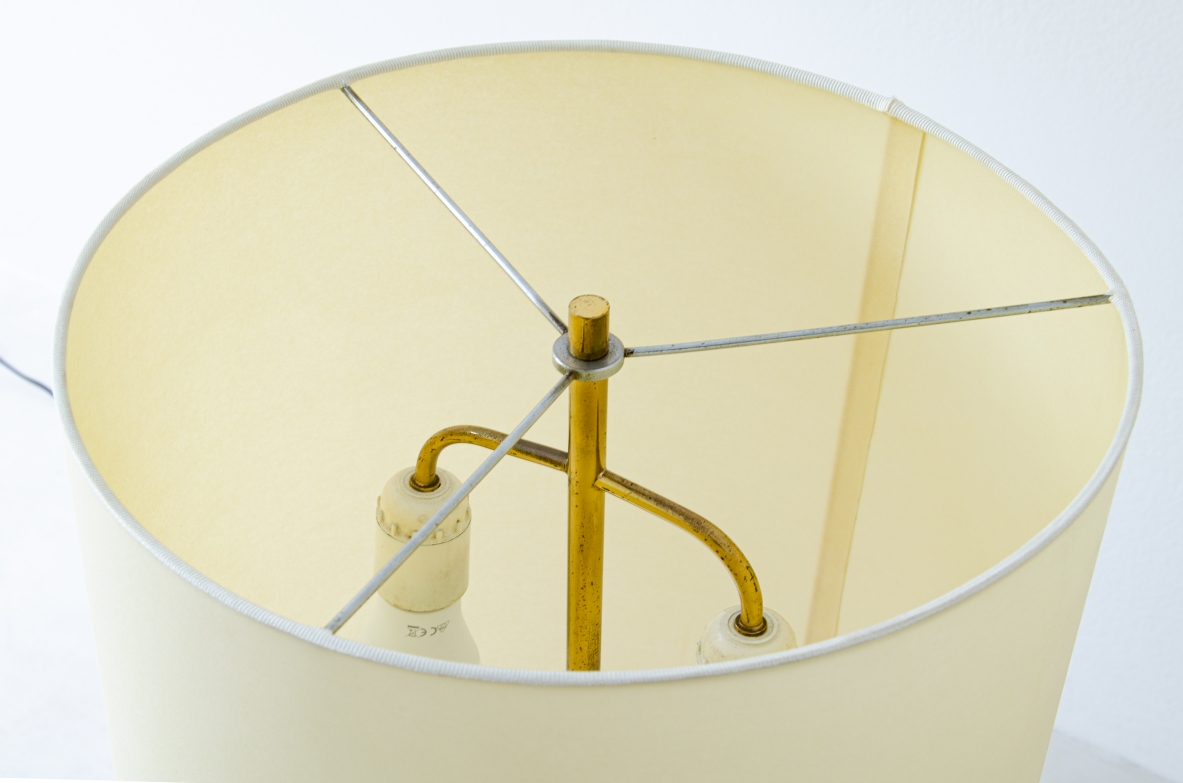 "Piramide" table lamp by A.Montagna Grillo and A.Tonello.  Produced for High Society, 1972. Refined base in brass and cylindrical lampshade.