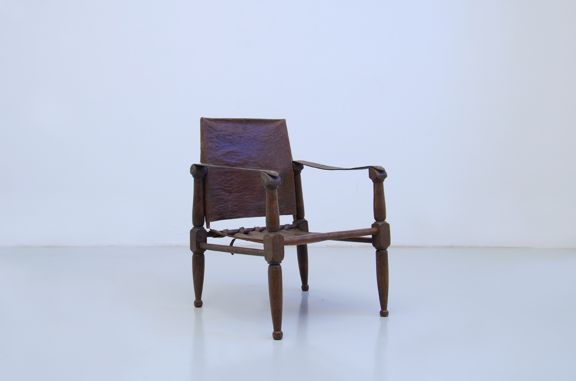 Kaare Klint, 1950's "Safari"chair with original leather in good conditions.