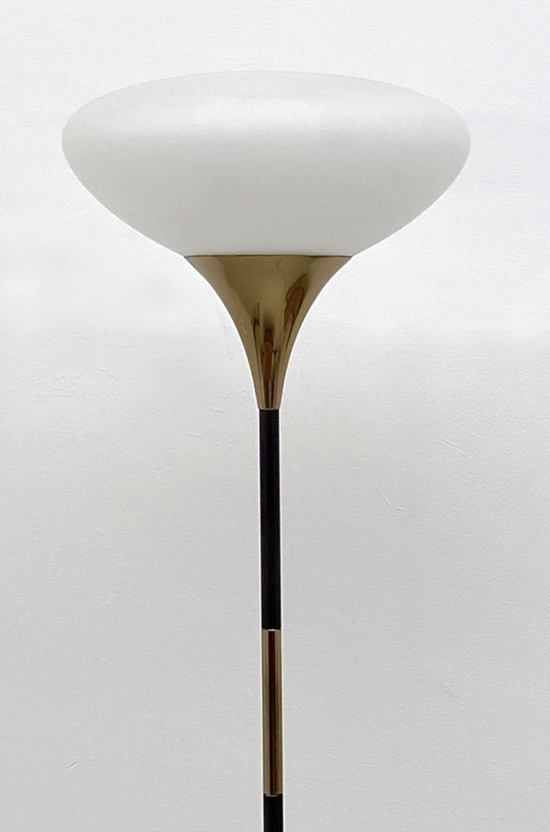 Stilnovo, 1960's floor lamp in brass and polished metal with marble base.