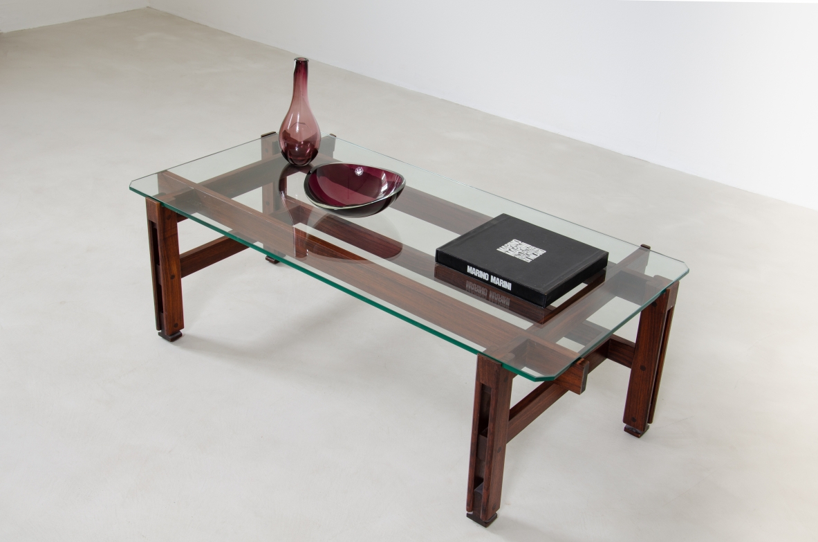 Ico Parisi, low table with asymmetrical wood structure in rosewood and a thick crystal glass top. Prod. Cassina 1962.