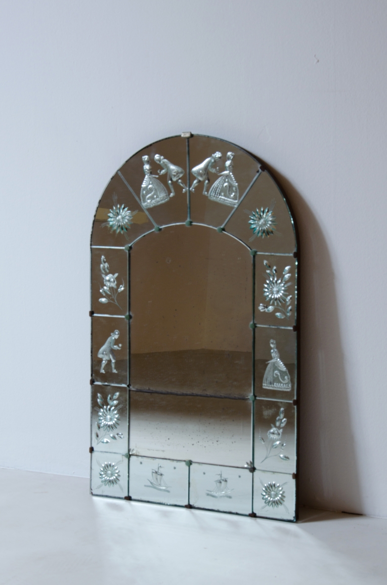 Small refined mirror with leaded and engraved mirrors.  Murano manufacture, Venice 1930s.