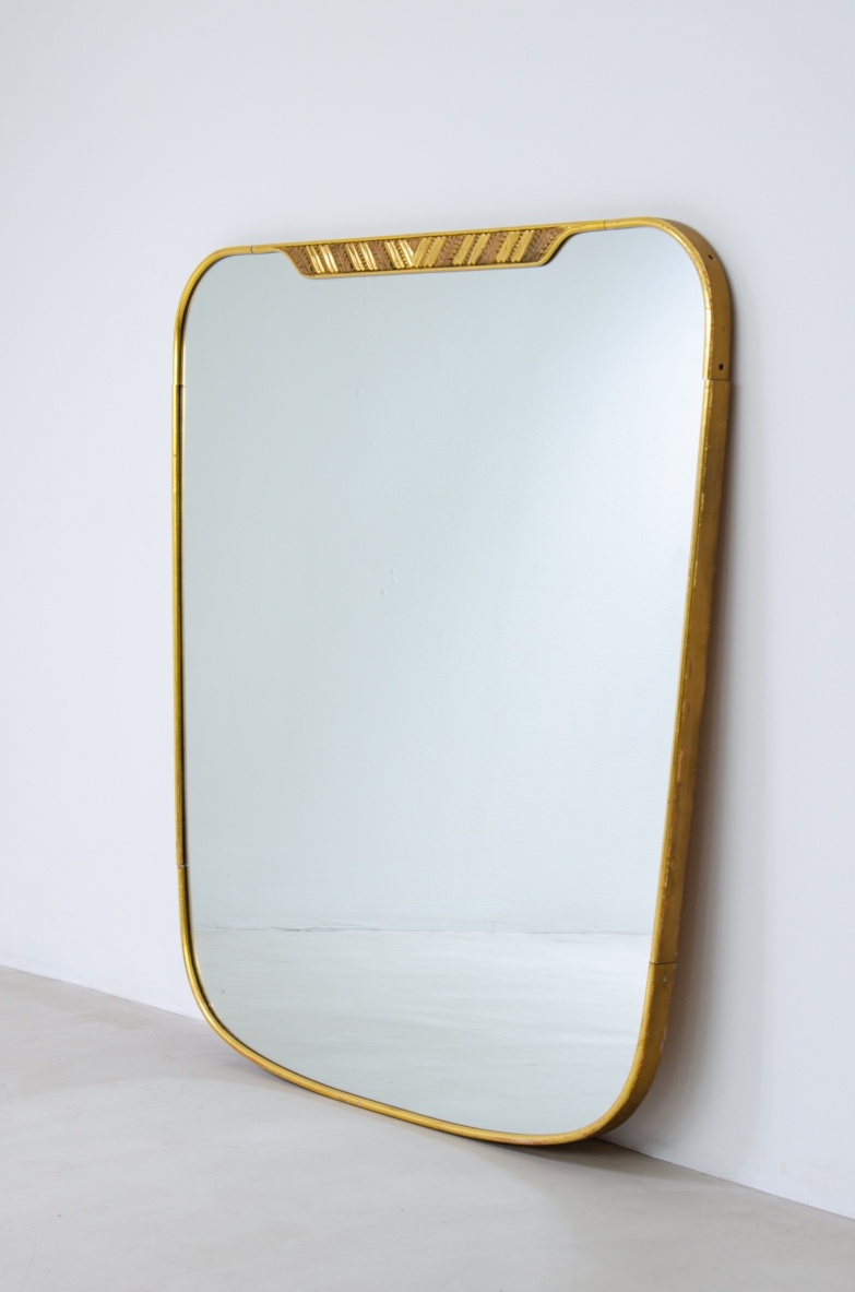 Giovanni Gariboldi. Large mirror with gilded wooden frame. Italian manufacture, 1940's