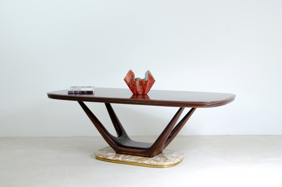 Vittorio Dassi, elegante tavolo  con base in marmo, 1940ca.