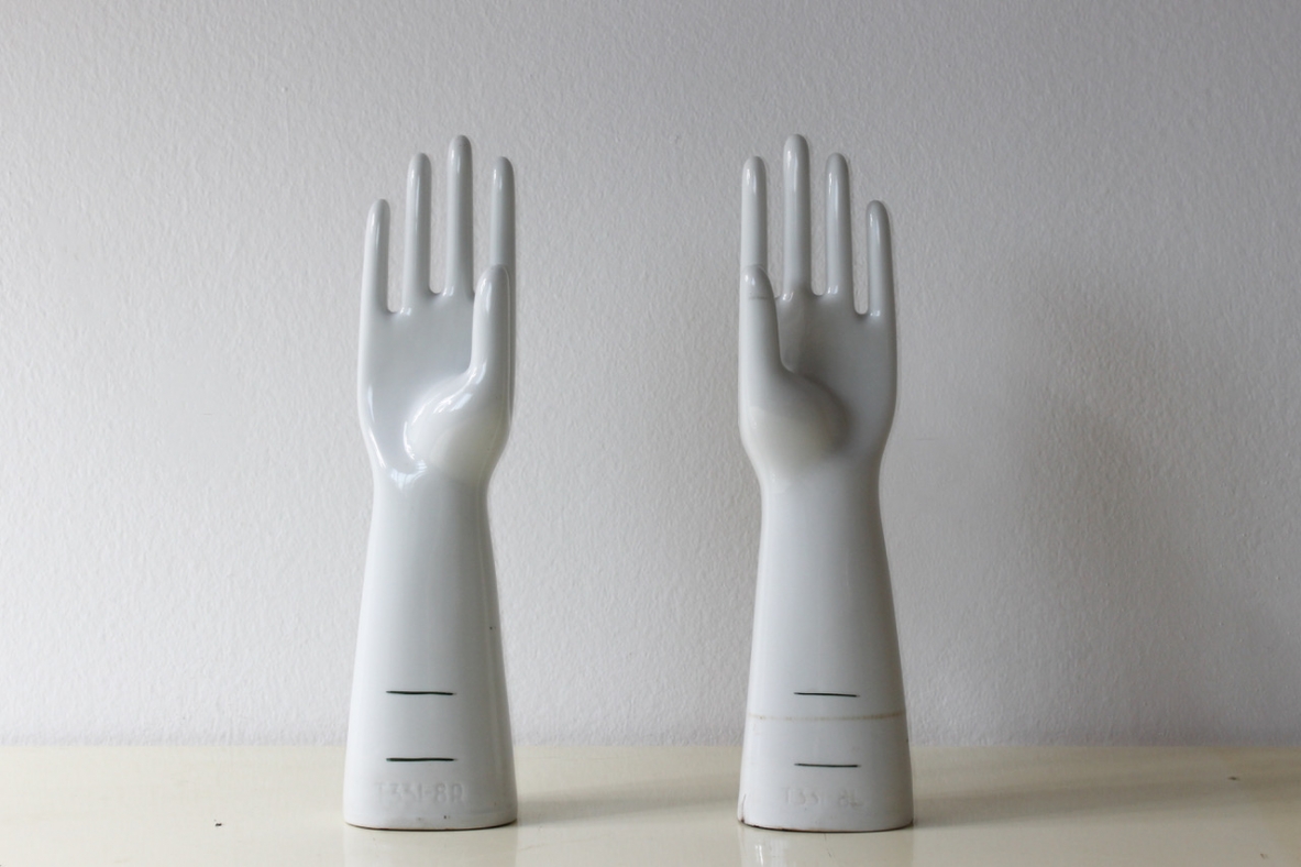 Pair of ceramic hands. Rosenthal production, Italy, 1930s