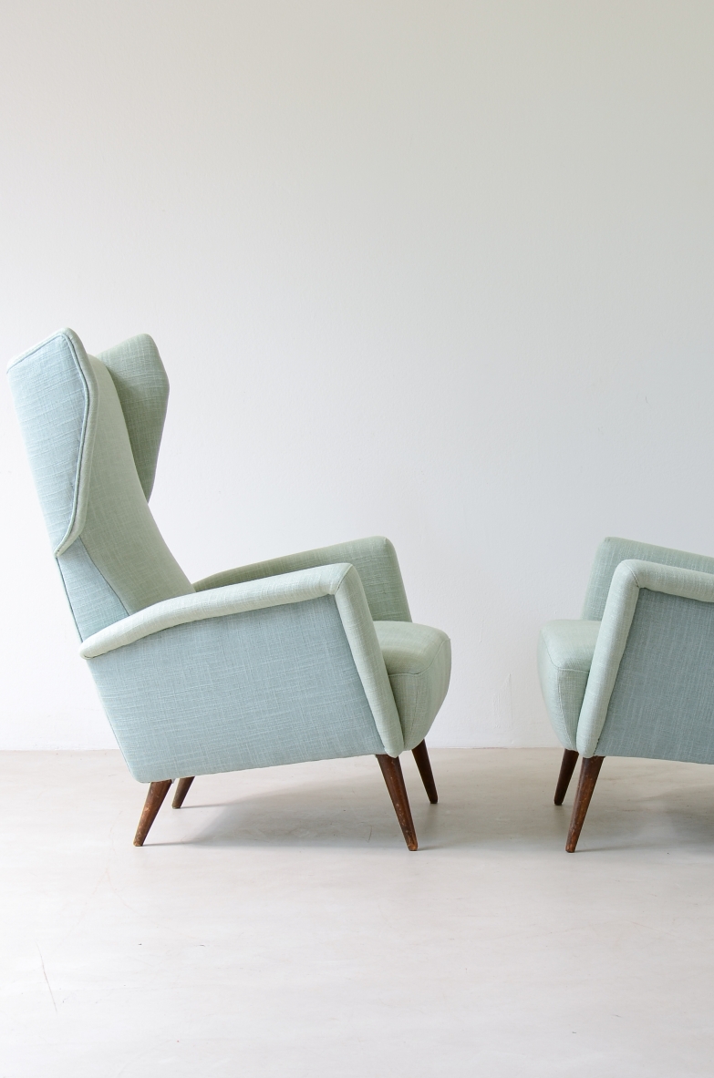Gio Ponti (1991-1979)  Rara coppia di poltrone Mod.820