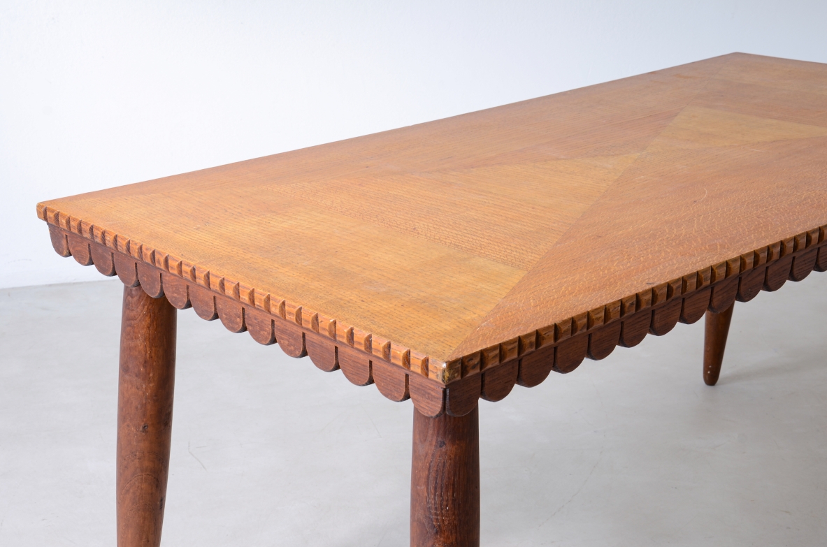 Tavolo in rovere con gambe tornite primi anni '40.