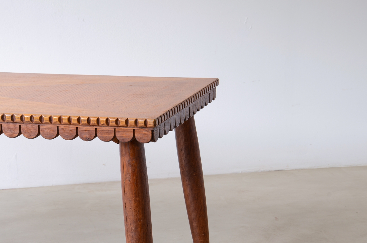 Tavolo in rovere con gambe tornite primi anni '40.