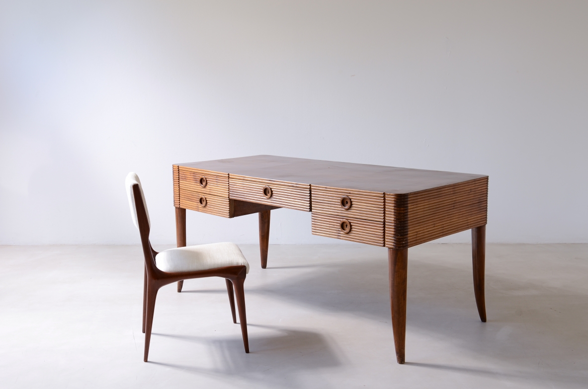 Paolo Buffa Scrivania in legno grissinato 1935ca.