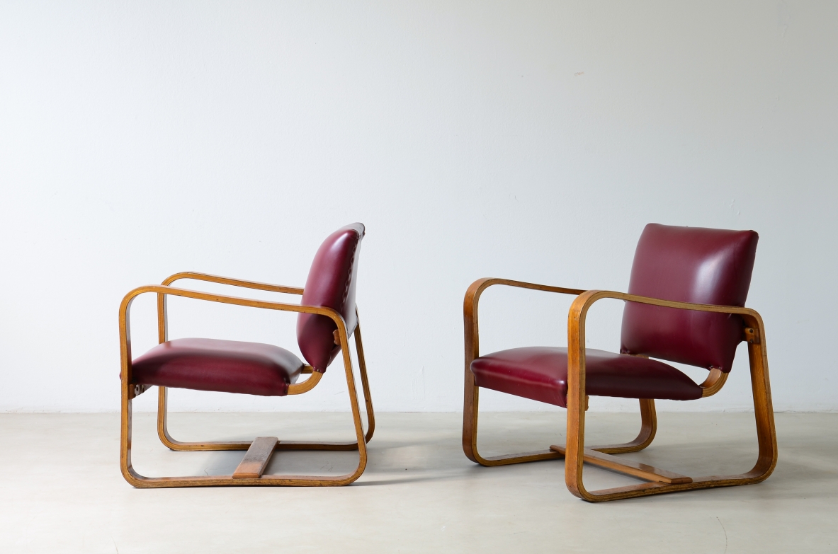 Giuseppe Pagano (1896-1945)  Pair of Rationalist armchairs designed in 1938 for the interiors of Bocconi