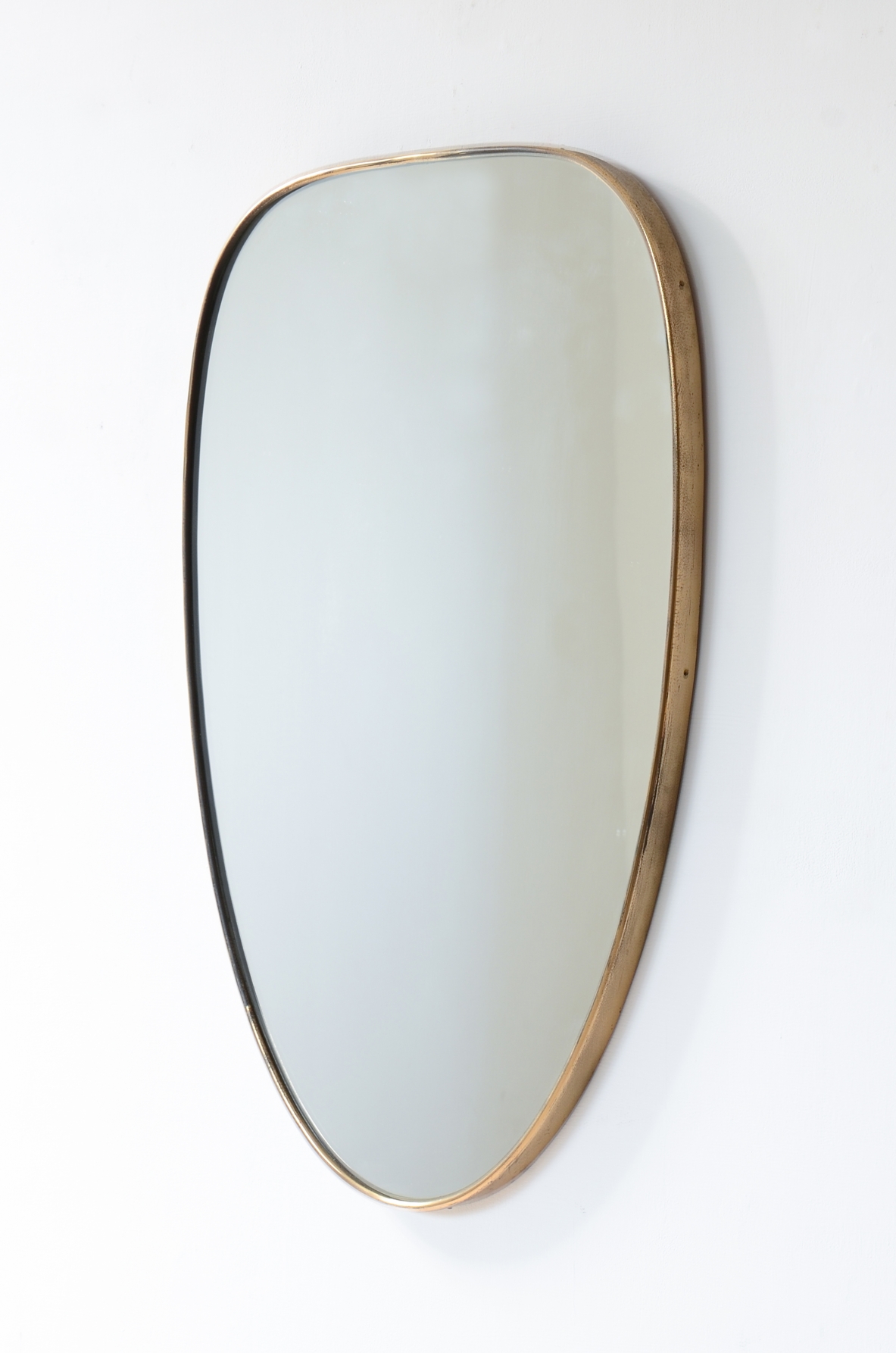 Heart-shaped mirror, Italian manufacture, circa 1950.