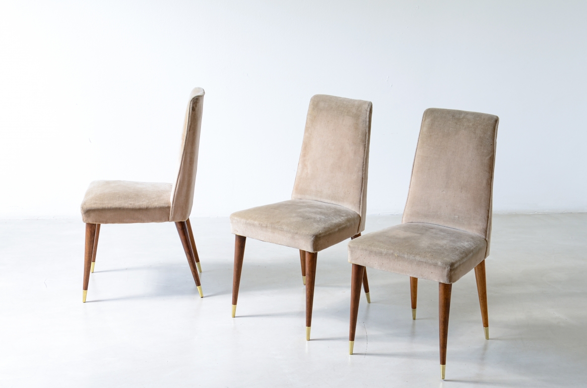 Melchiorre Bega Set of six elegant wooden chairs,Tapered legs with brass tips and velvet upholstery. Bologna, ca. 1950.