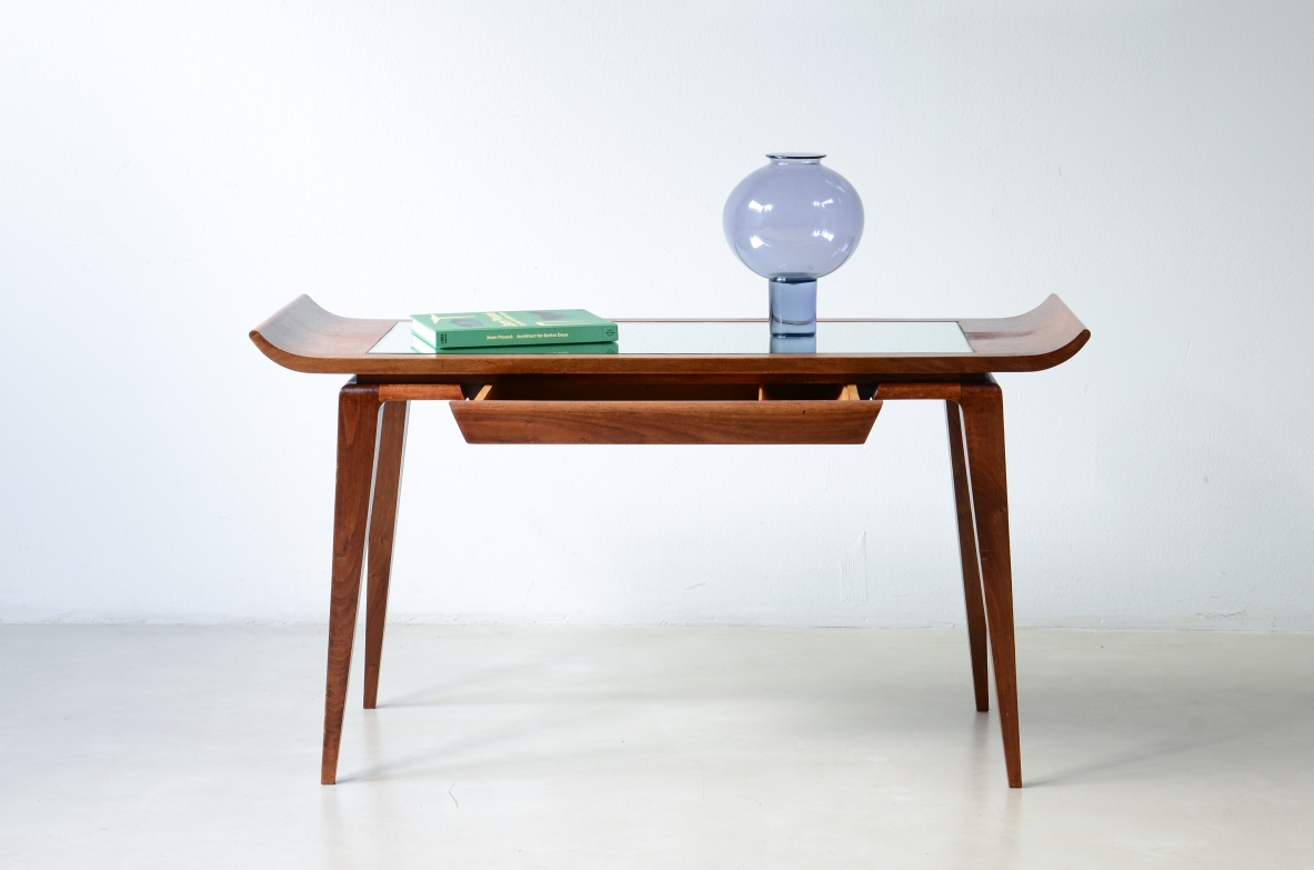 Fontana Arte Milano  Splendid walnut console/desk, Fontana Arte, 1940.