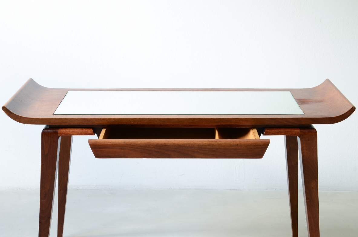 Fontana Arte Milano  Splendid walnut console/desk, Fontana Arte, 1940.