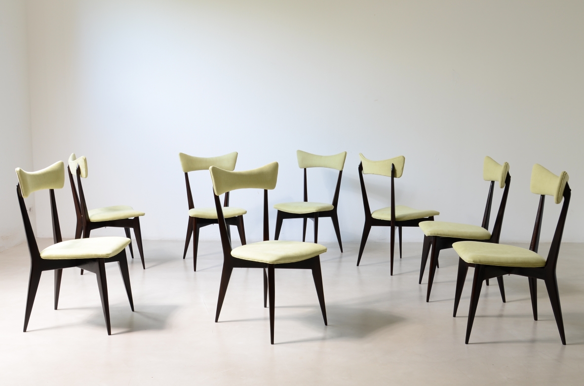 Ico Parisi, Rare set of 8 walnut chairs Manufactured by F.lli Colombo, Como, 1945 