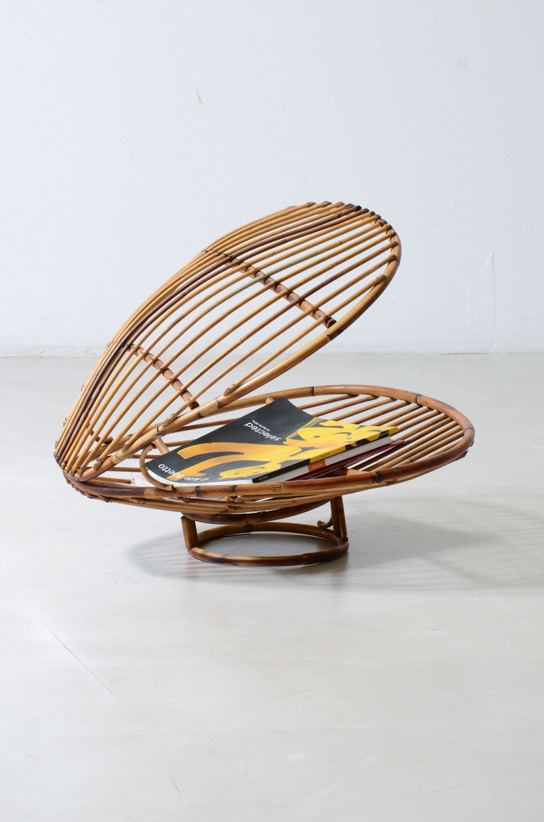 magazine rack vintage