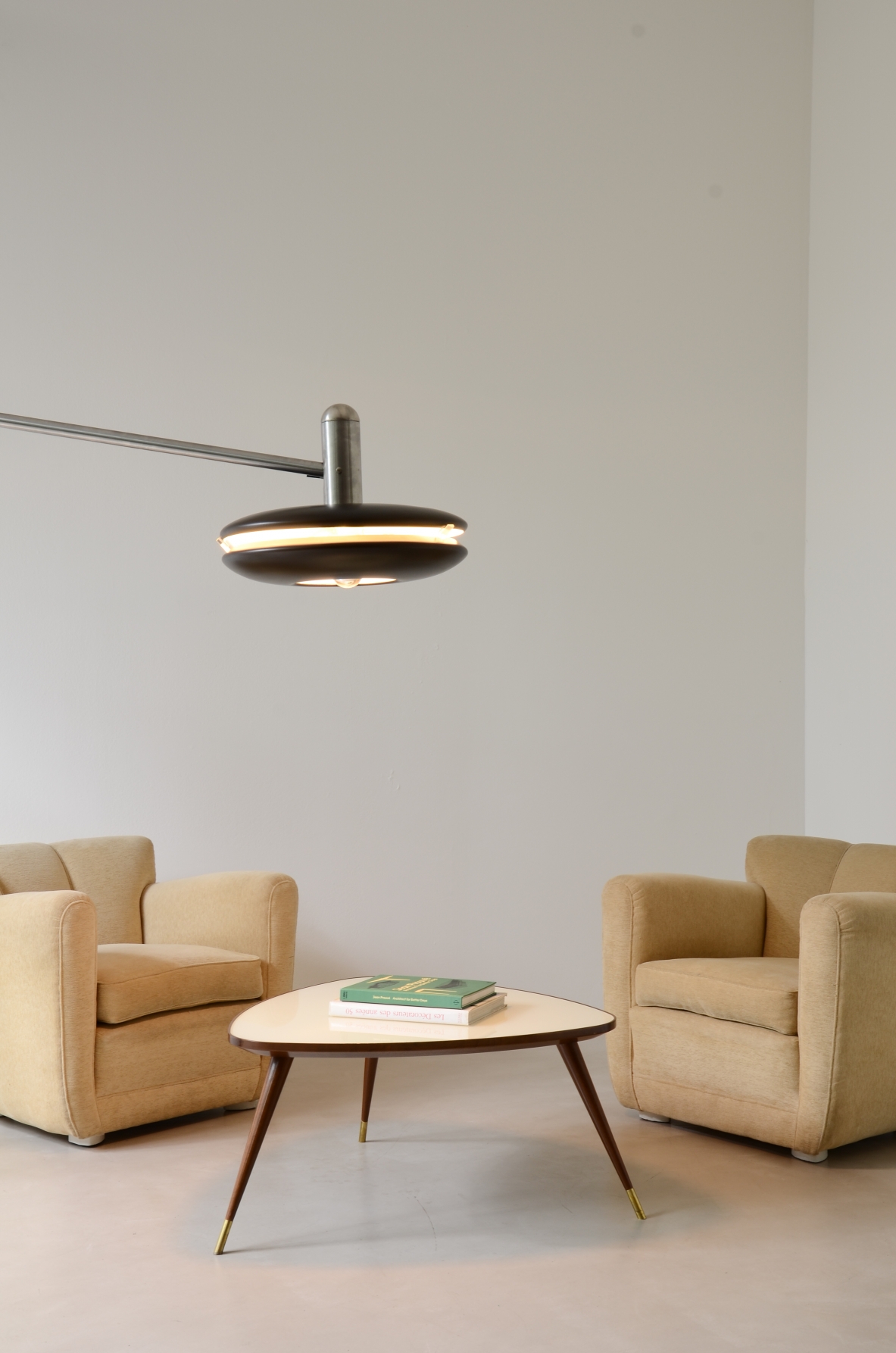 Selenova 1972 lampada da terra in acciaio e metallo laccato di grandi dimensioni