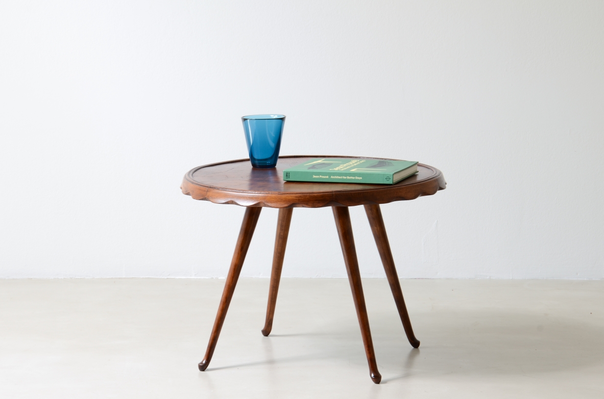 Paolo Buffa  Elm wood coffee table with a wave-shaped top. Serafino Arrighi Manufactory, ca. 1950.