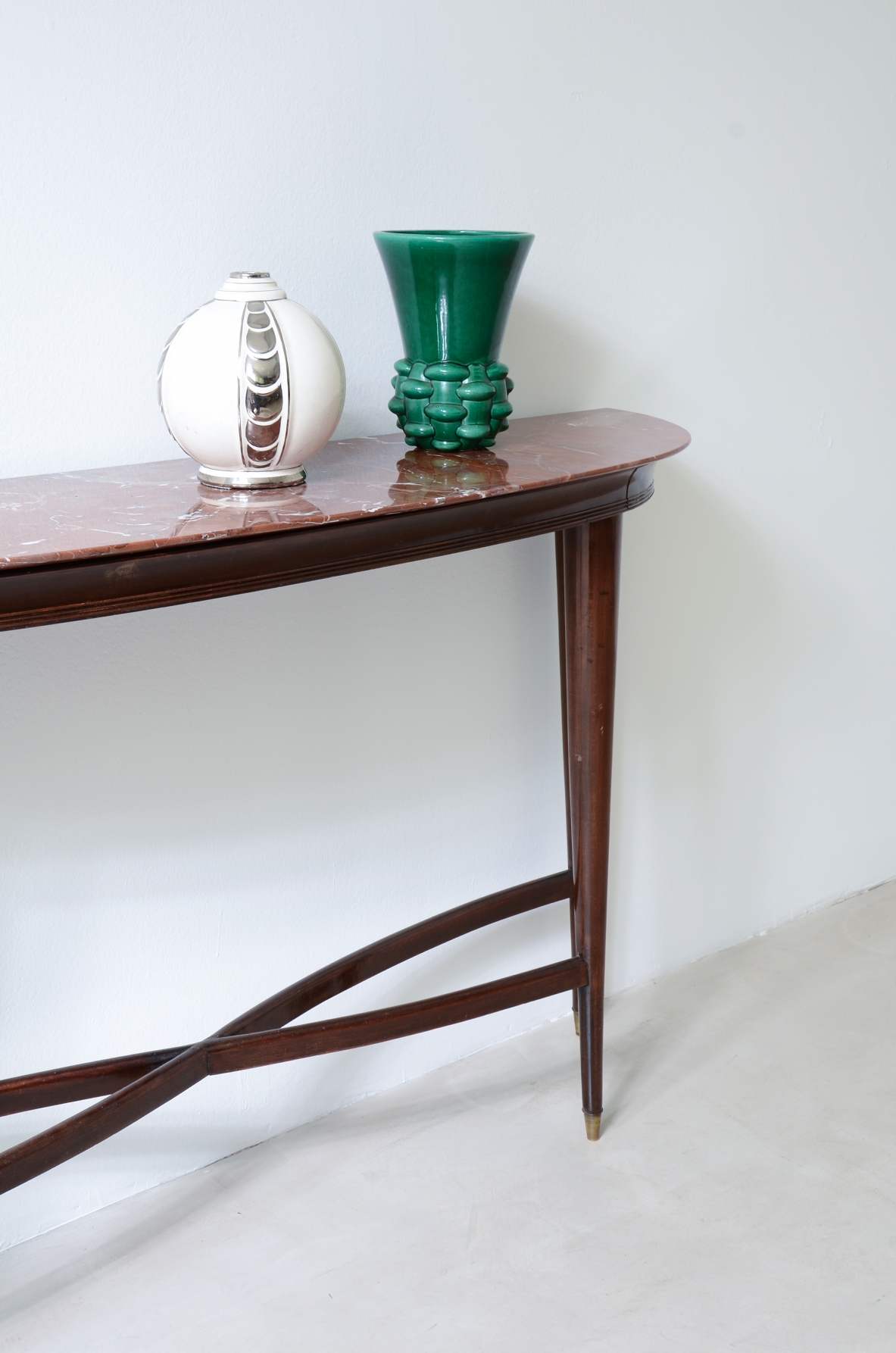 Paolo Buffa Elegant mahogany console table 1940