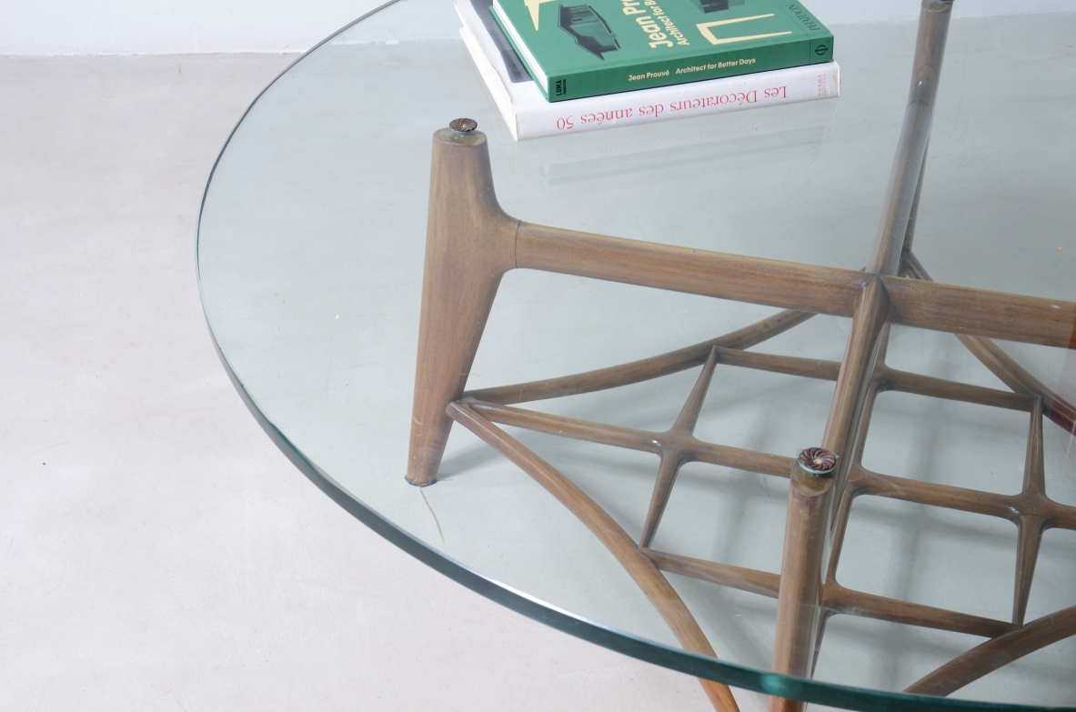 Splendido tavolo basso con quattro gambe in legno sagomato, Attribuito a Gio Ponti, manifattura 1955ca.