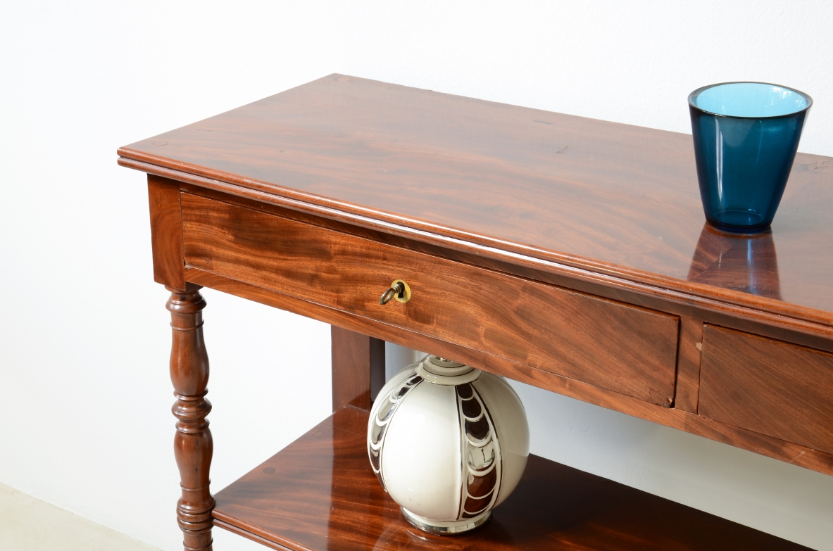 Elegante console 