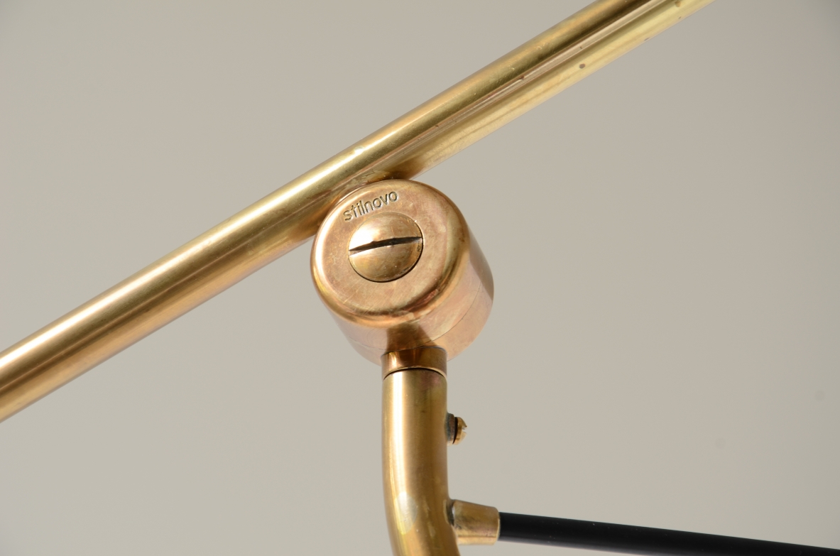 Stilnovo Milano  Rare wall lamp, adjustable, Maker's mark engraved on the joint, circa 1950.