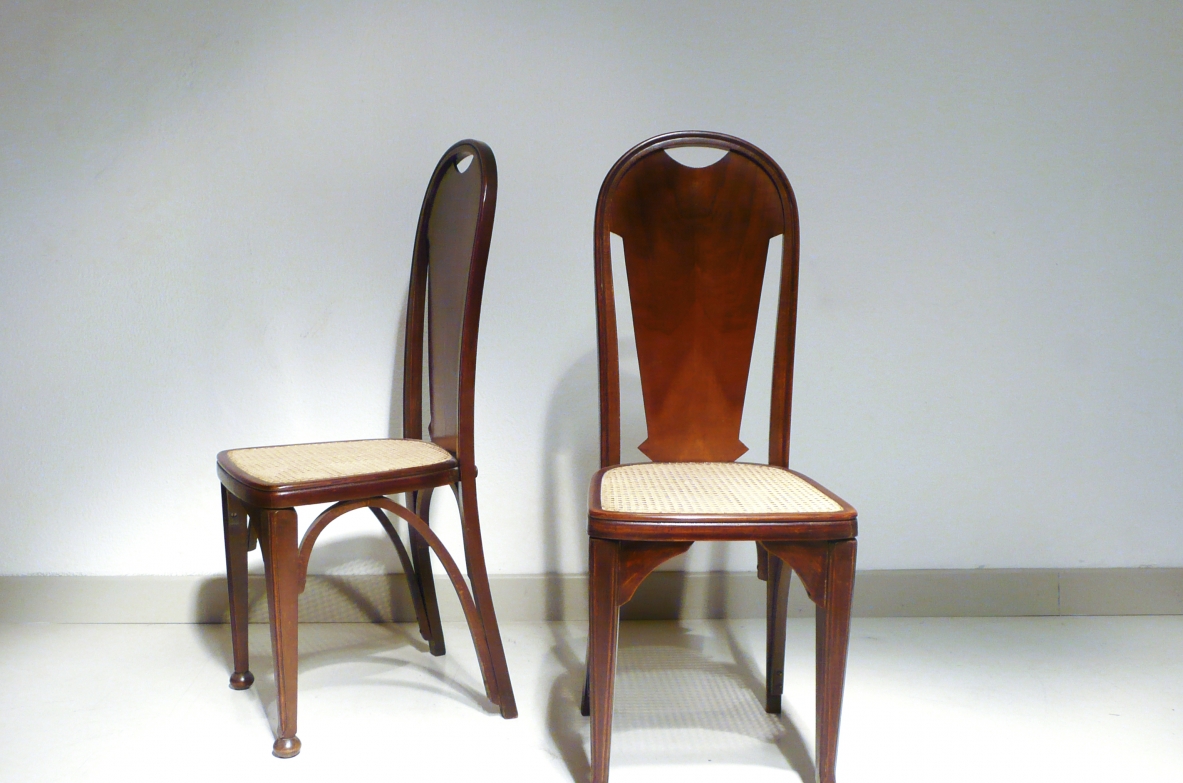 Coppia di sedie in legno curvato, Vienna, 1900ca.