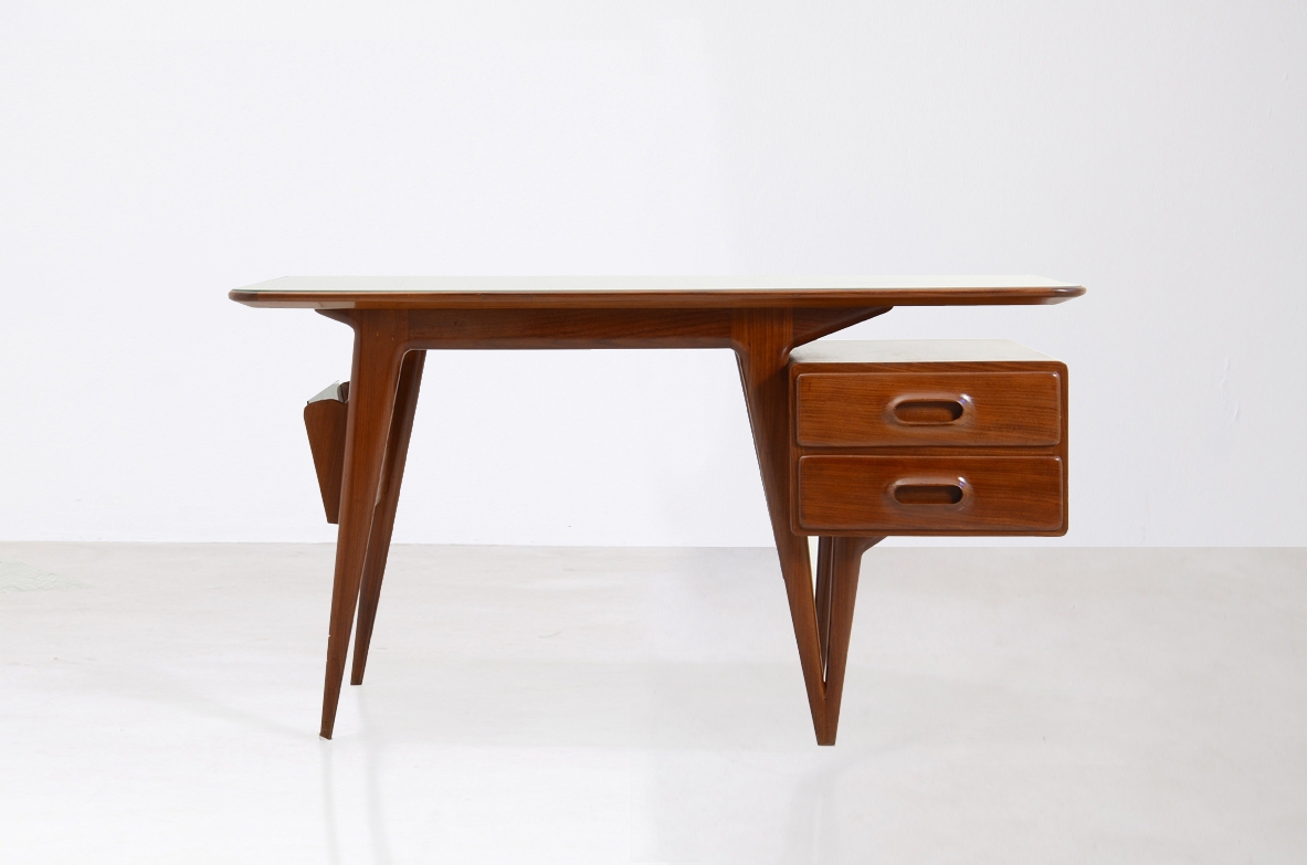 Stunning 1950's desk table in cherry wood