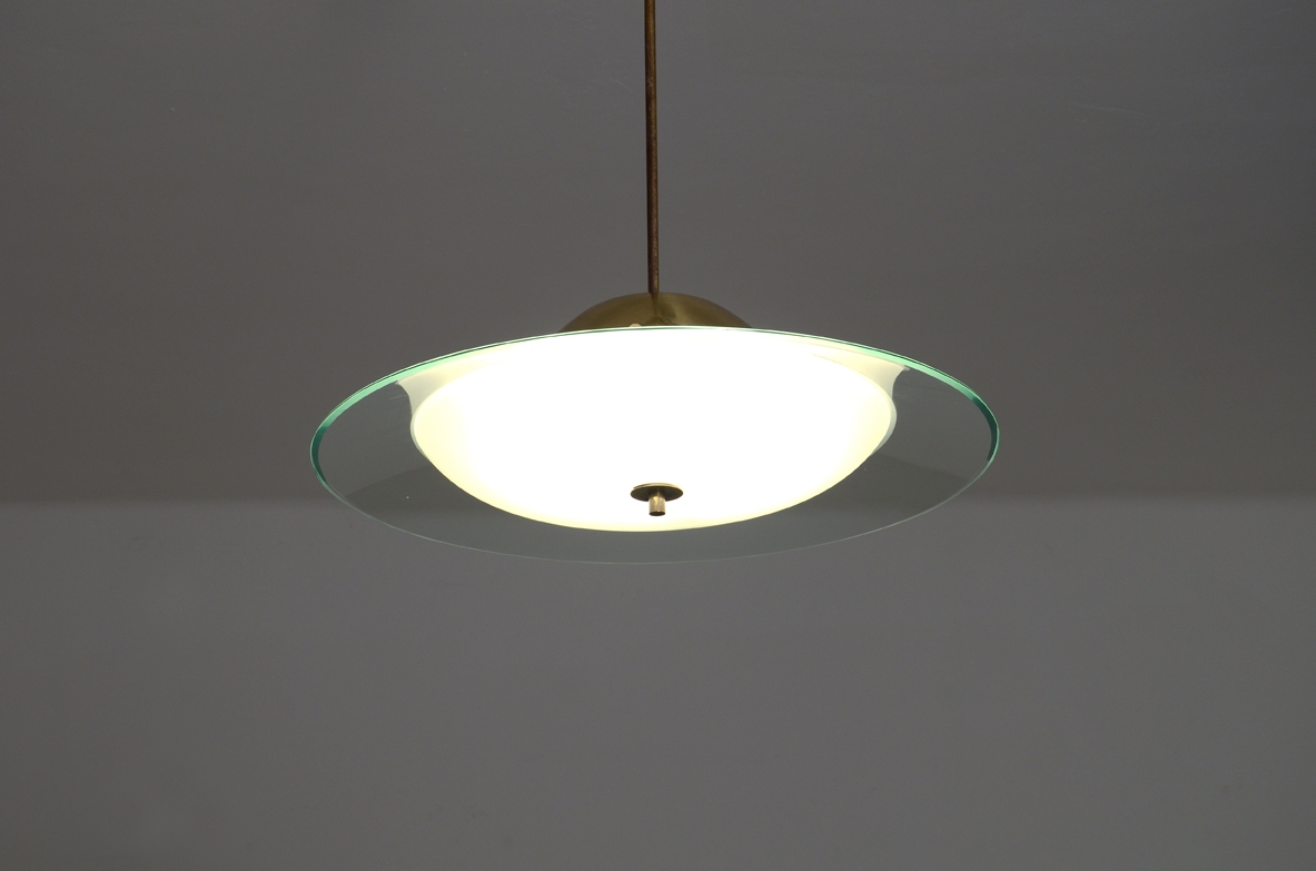 Pietro Chiesa, ceiling lamp in crystal glass and brass details, Fontana Arte 1936.