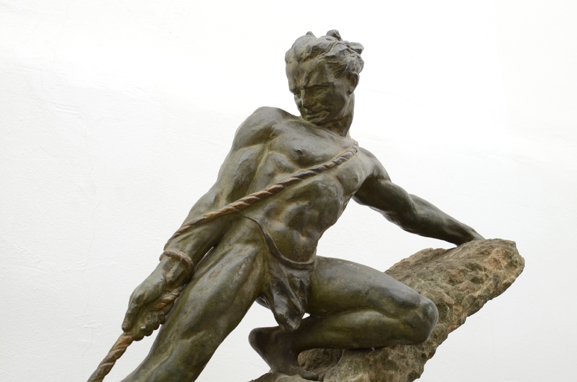 Raphael Papa, 1930's art deco bronzo sculptor on stone base.