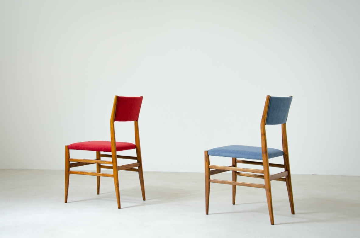 Sei sedie modello Leggera per Cassina, legno laccato