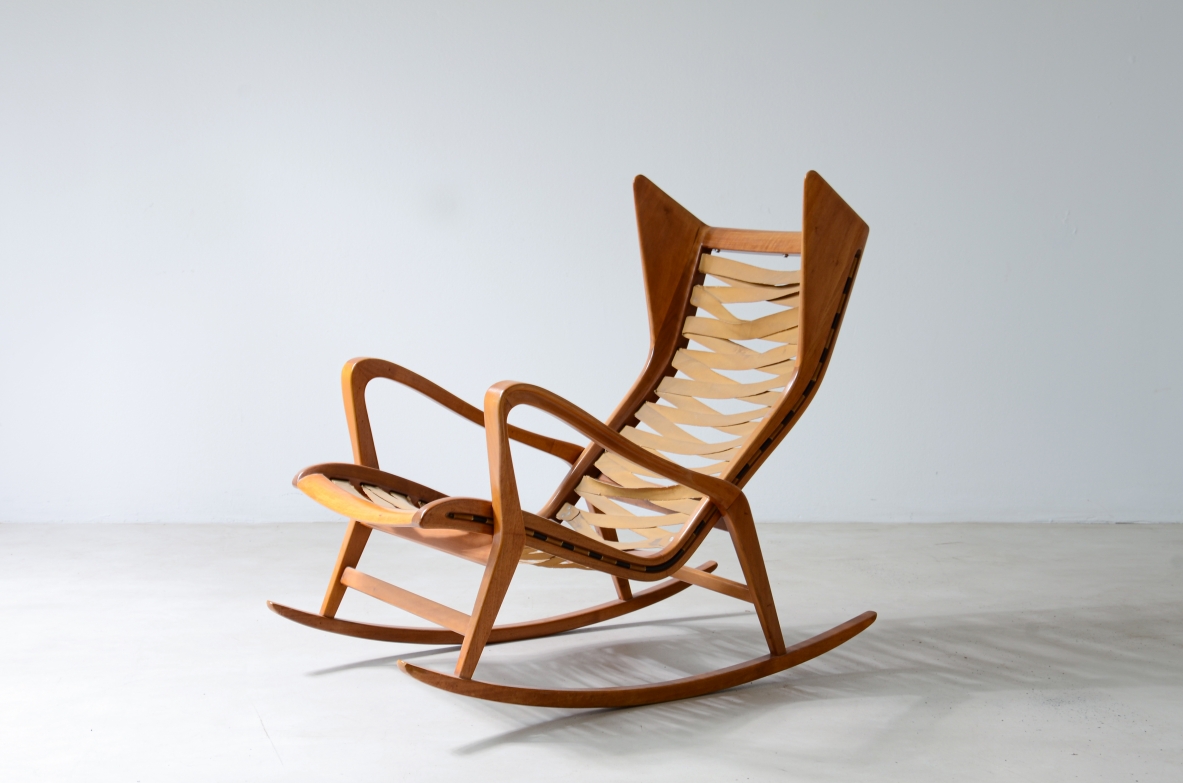 Cassina, rocking chair in wood with original seat, 1956.