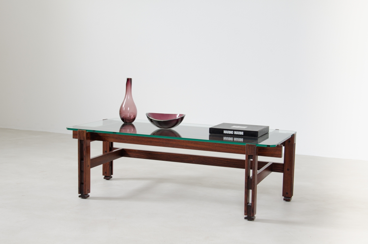 Ico Parisi, low table with asymmetrical wood structure in rosewood and a thick crystal glass top. Prod. Cassina 1962.