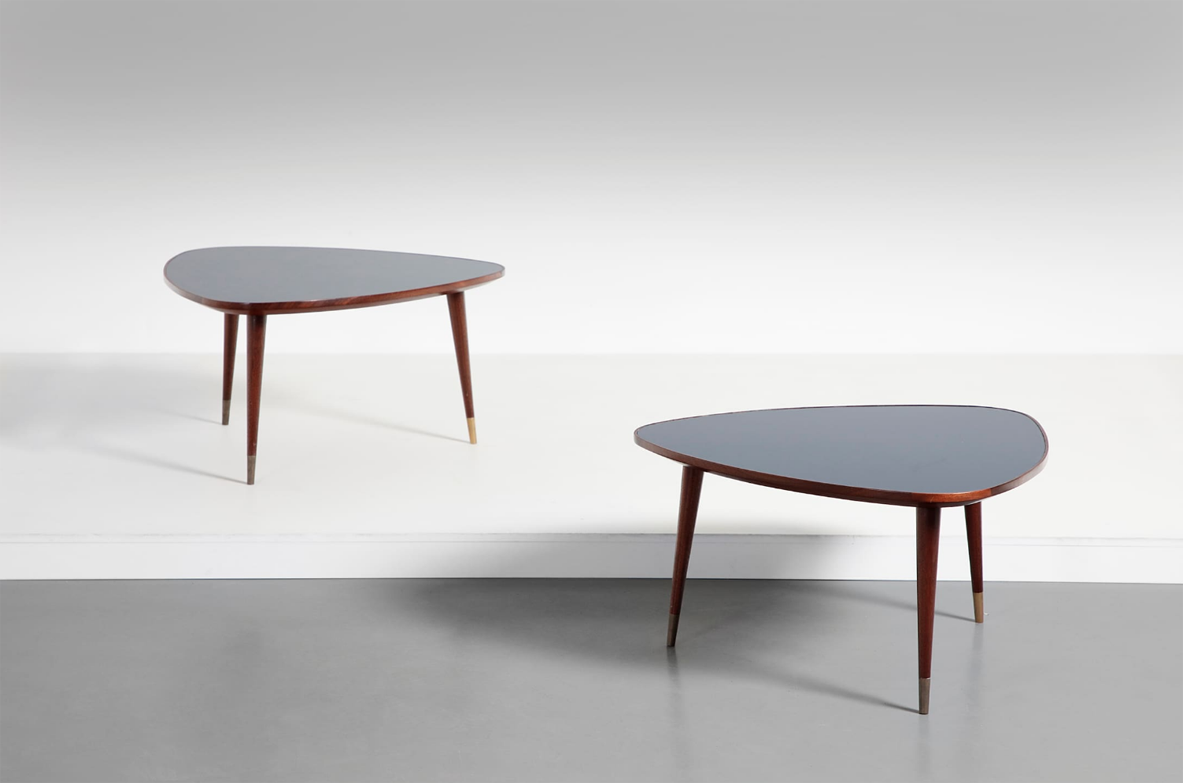 Pair of coffee tables in wood and glass, attr. Osvaldo Borsani, 1950's.