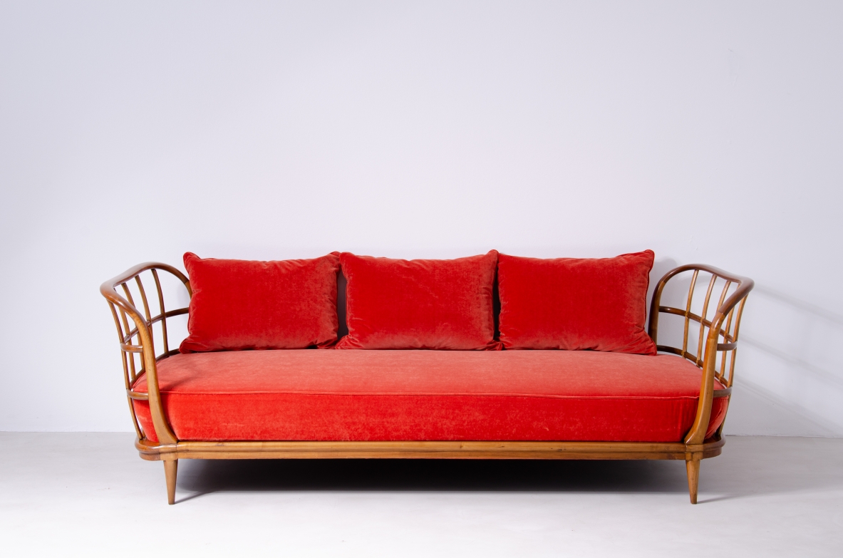 Paolo Buffa, extraordinary daybed in cherry wood 1940s
