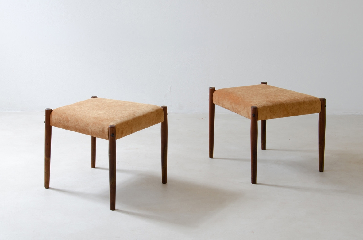 3 wooden stools and fabric upholstery. Italian manufacture, 1950's
