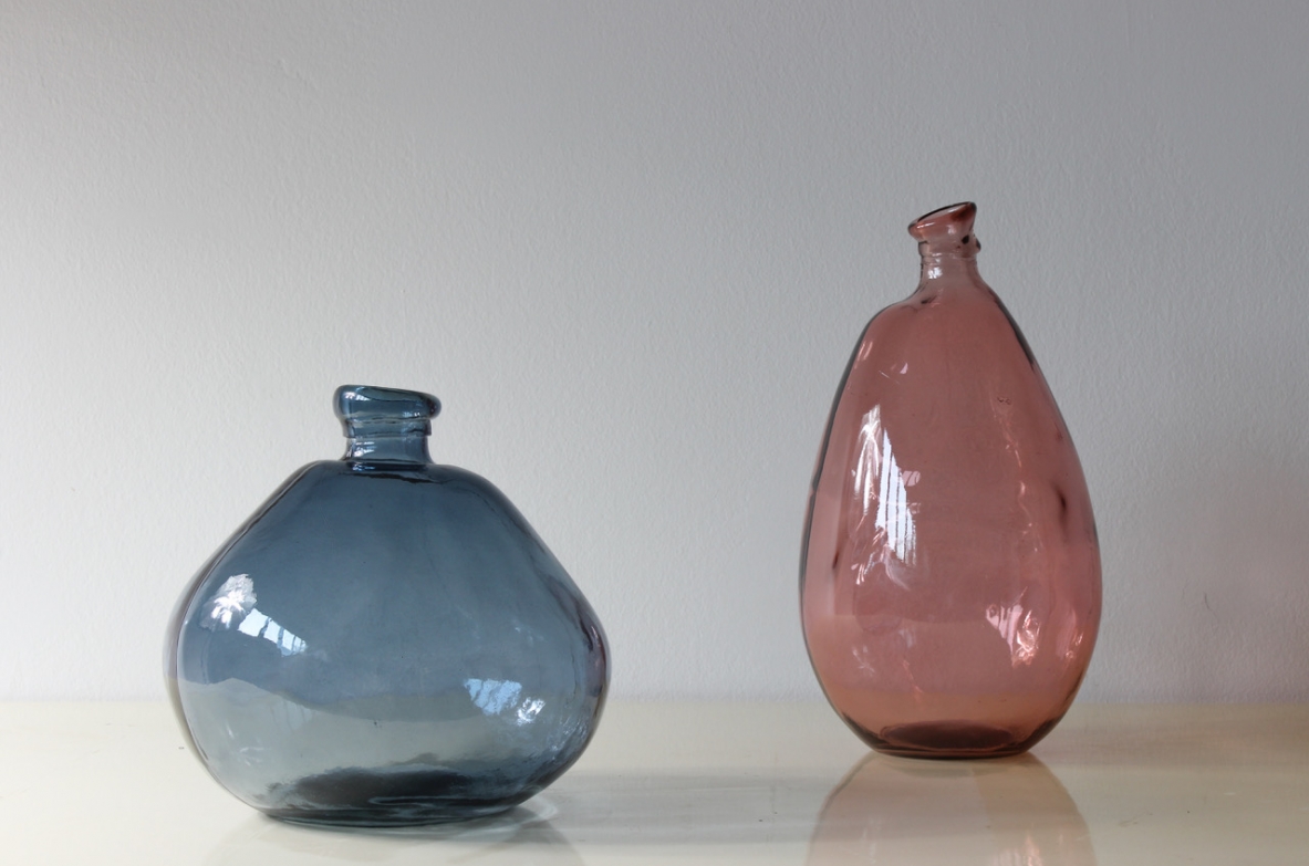 Coppia di vasi in vetro brunito colorato, Murano