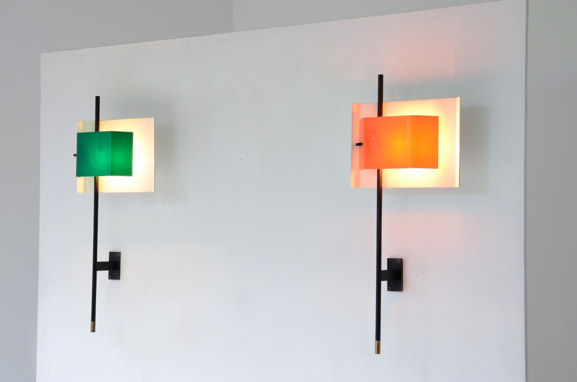 Pair of large wall lights in colored metal and brass.  Stilnovo manufacture around 1950.
